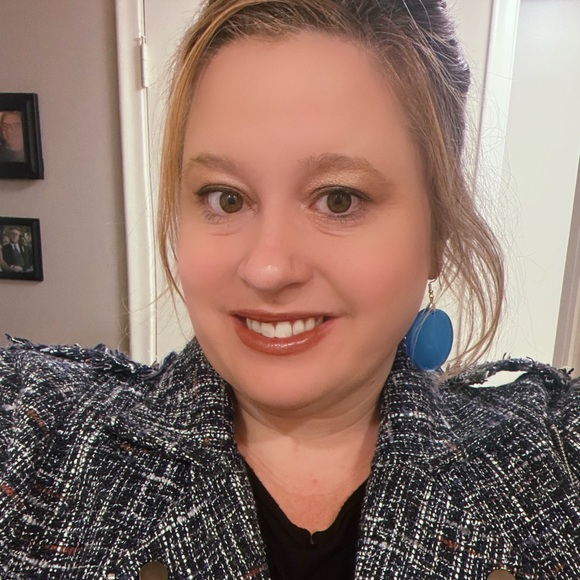 Meet your Posher, Jess, Age 40, from Omaha NE - Picture 2 of 10